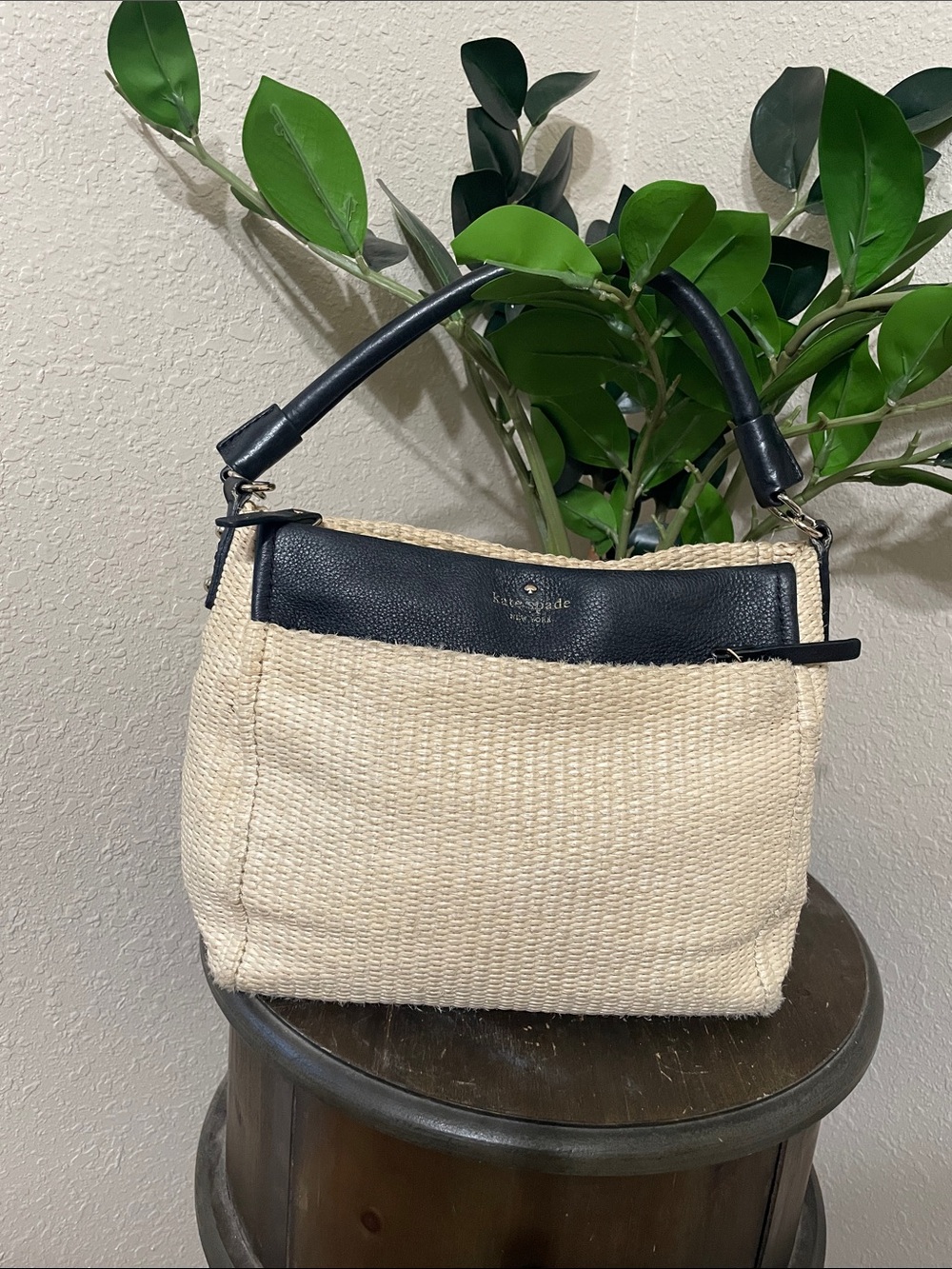 Kate Spade Cream Woven Srtaw bag with Top-Handle Bag with Black Trim